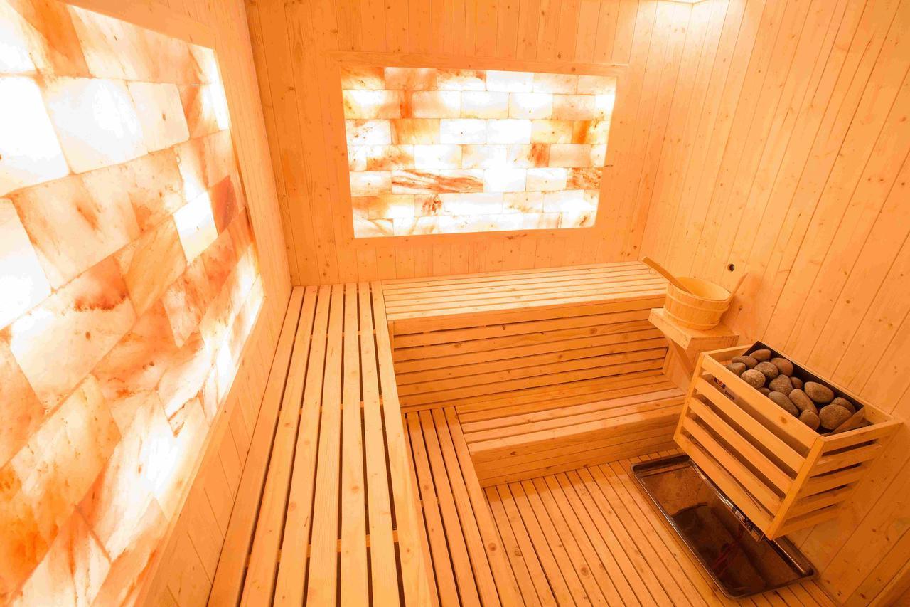 Anh Nguyet Hotel Cà Mau Exteriör bild