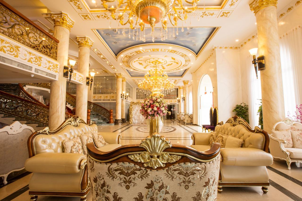 Anh Nguyet Hotel Cà Mau Exteriör bild